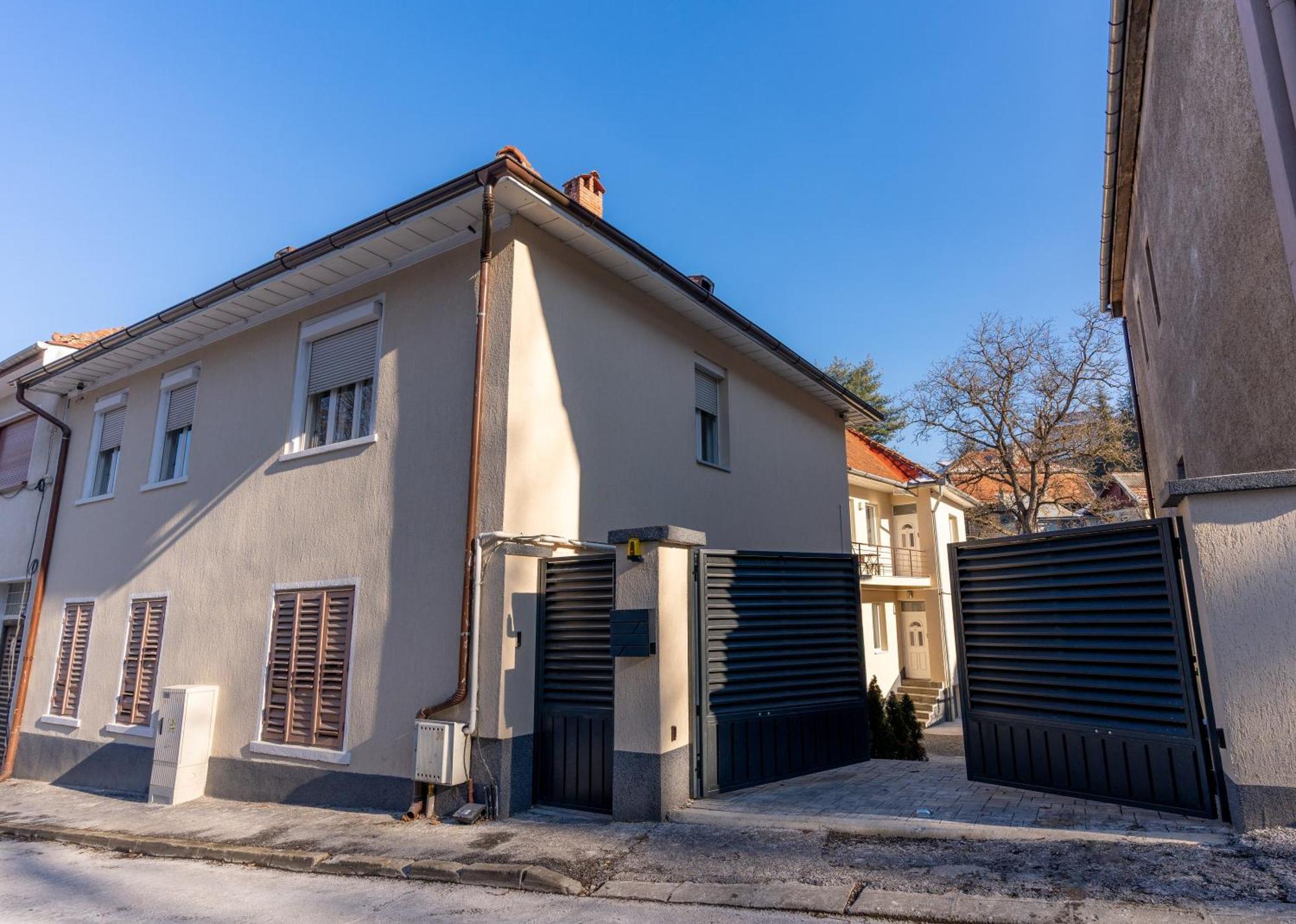 Crisan Residence - Vila Crisan Braşov Exteriör bild